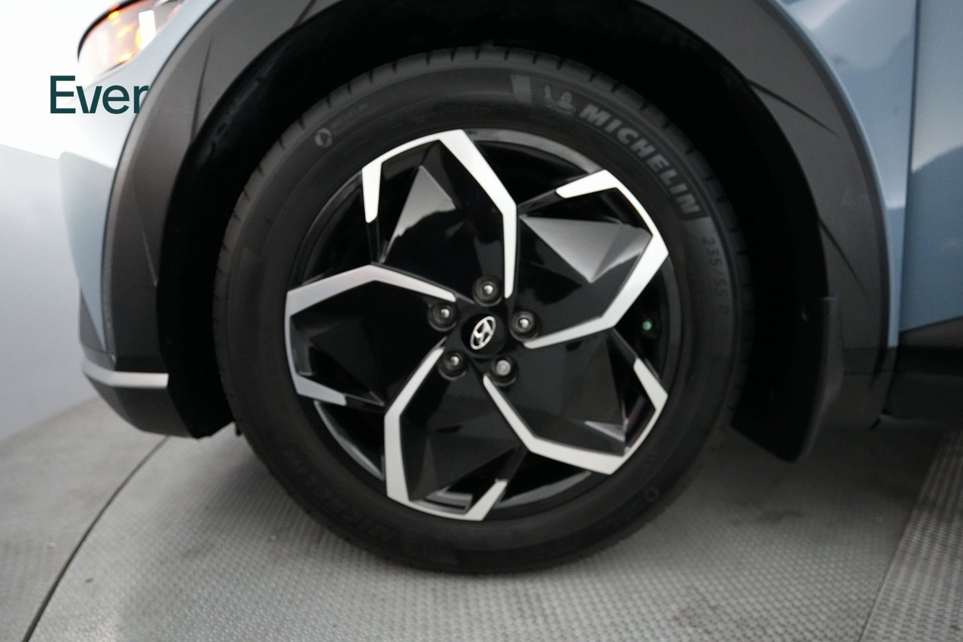 Used 2023 Hyundai Ioniq 5 SEL image 17