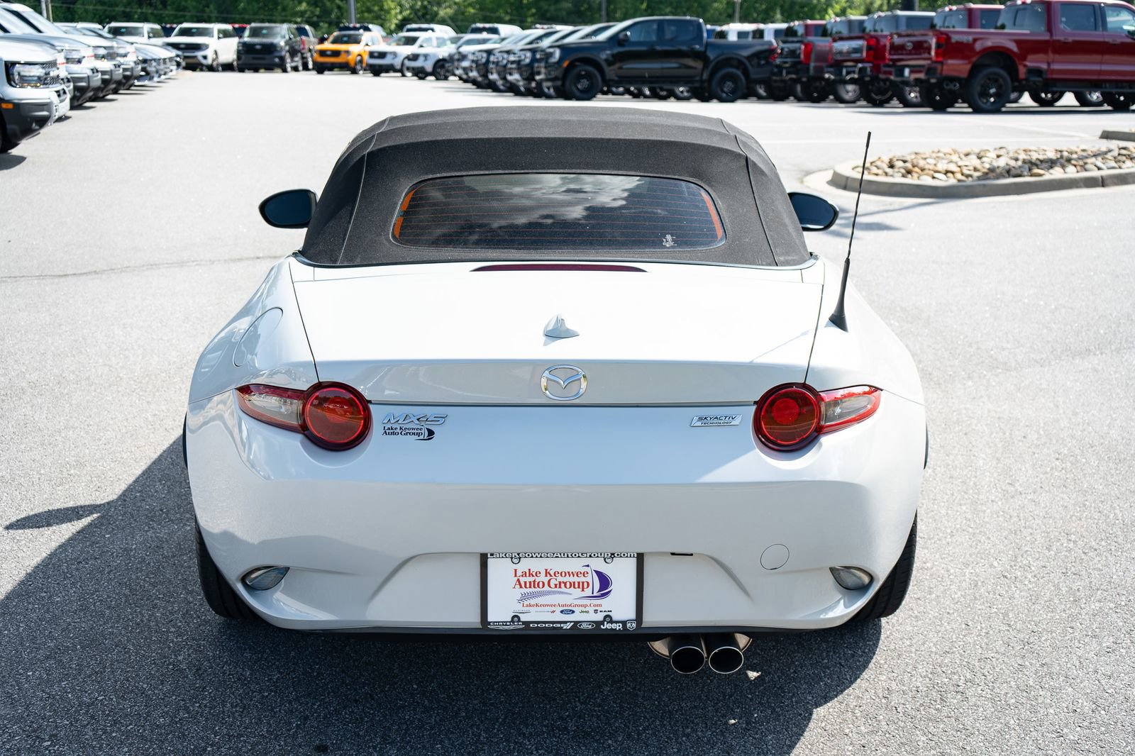 Used 2016 MAZDA MX-5 Miata Grand Touring RWD image 8