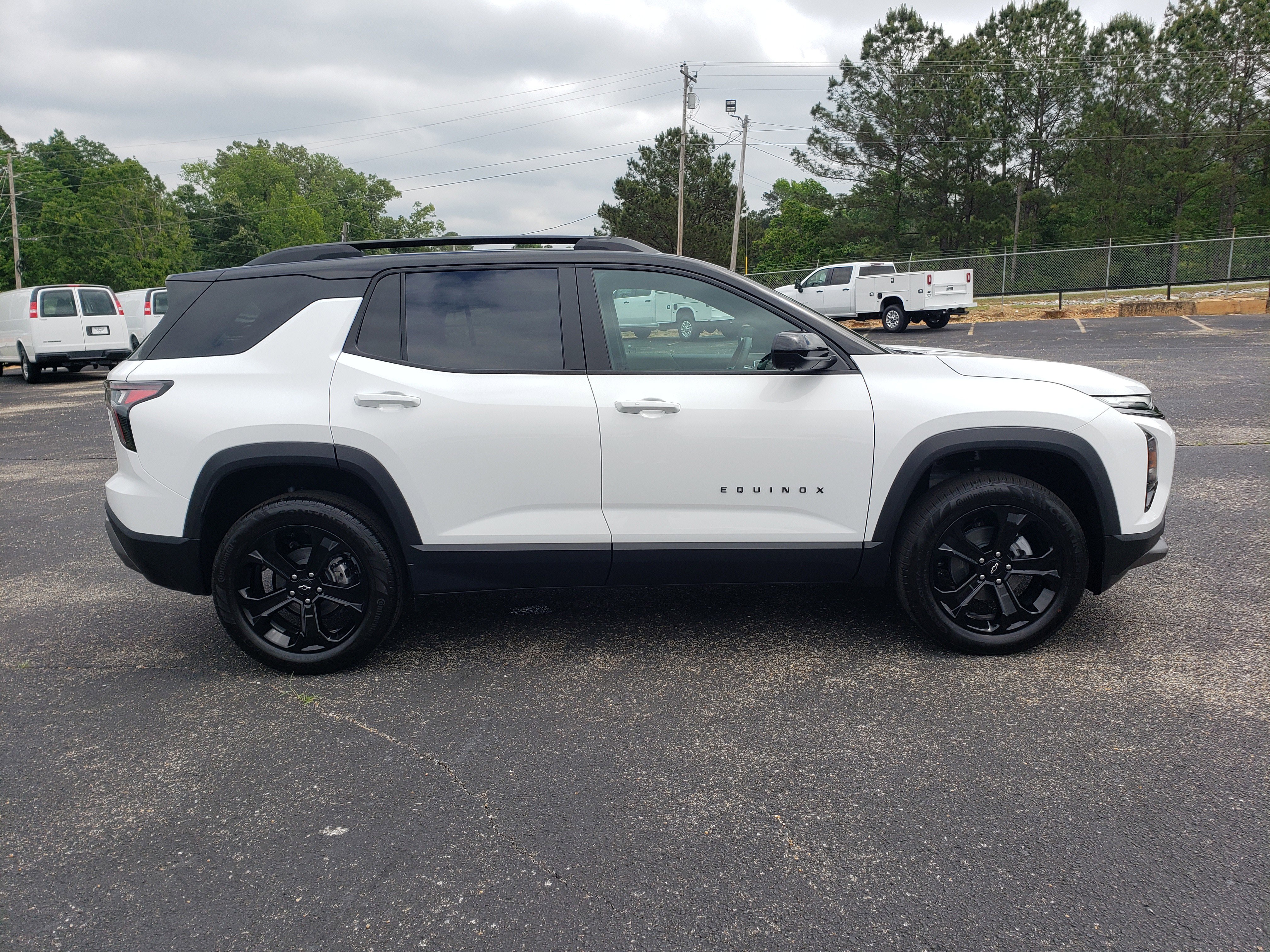 New 2026 Chevrolet Equinox LT FWD image 5