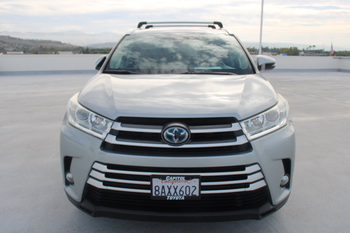 Used 2017 Toyota Highlander XLE AWD/4WD image 8