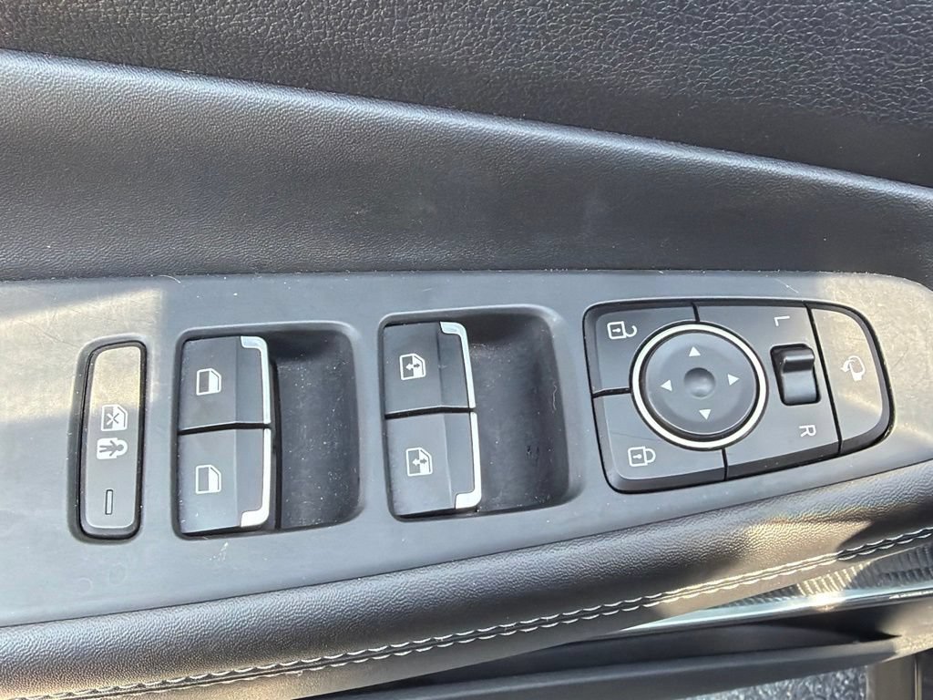 Used 2023 Hyundai Santa Fe Limited AWD/4WD image 12