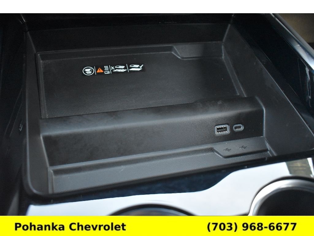 Used 2025 Chevrolet Tahoe Z71 AWD/4WD image 17