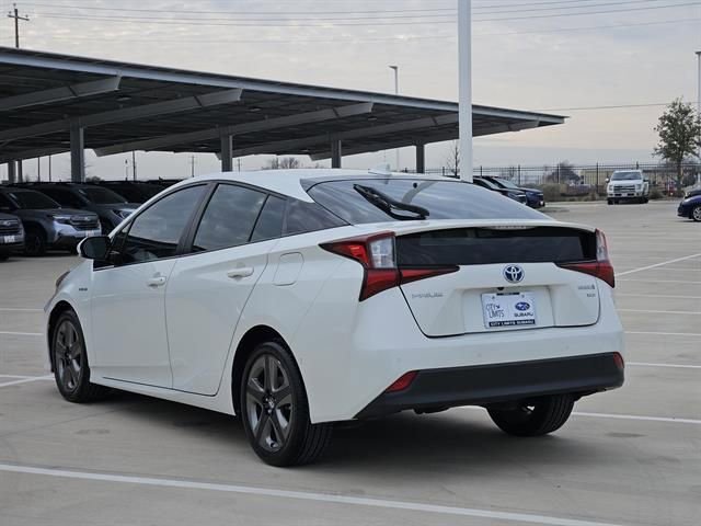 Used 2020 Toyota Prius XLE image 3