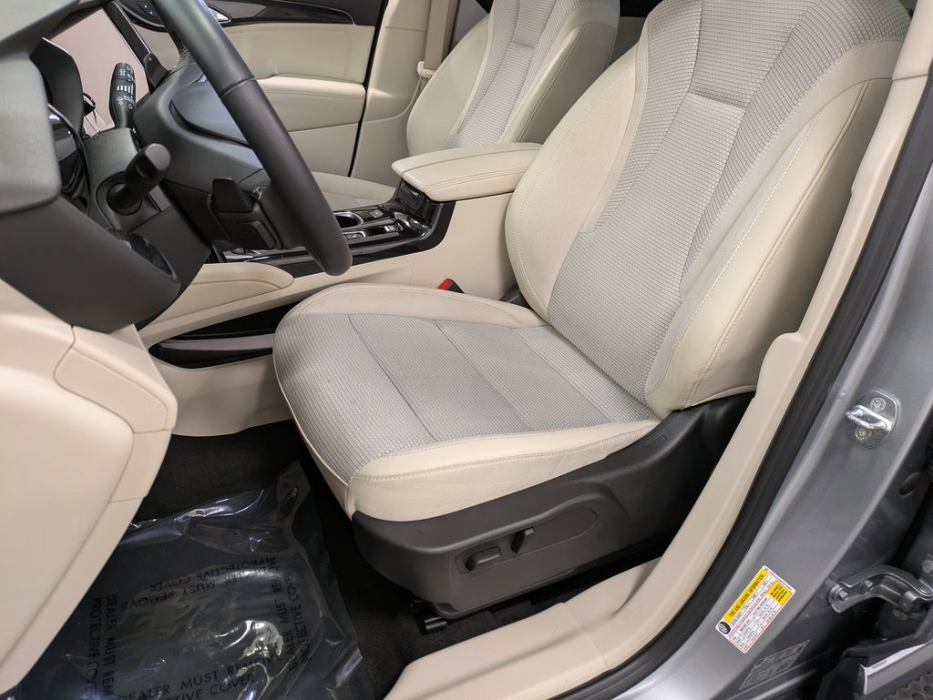 Used 2023 Buick Envision Preferred image 11