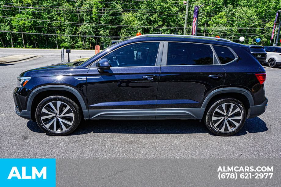 Used 2024 Volkswagen Taos SE FWD image 6