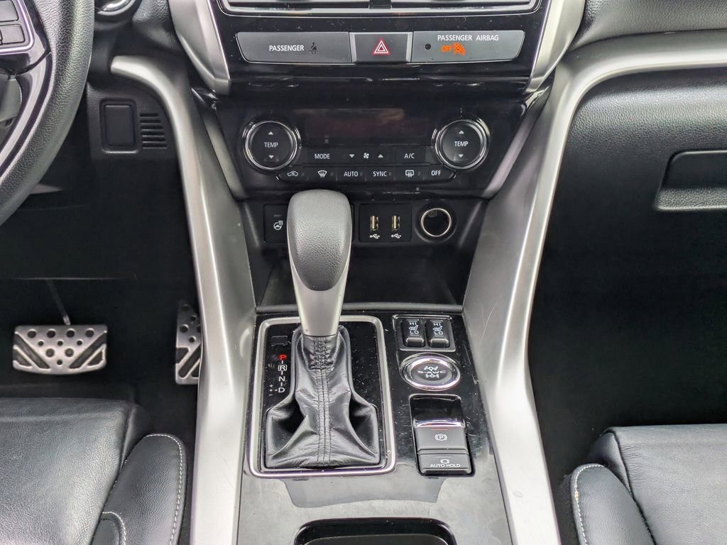 Used 2024 Mitsubishi Eclipse Cross SEL image 17