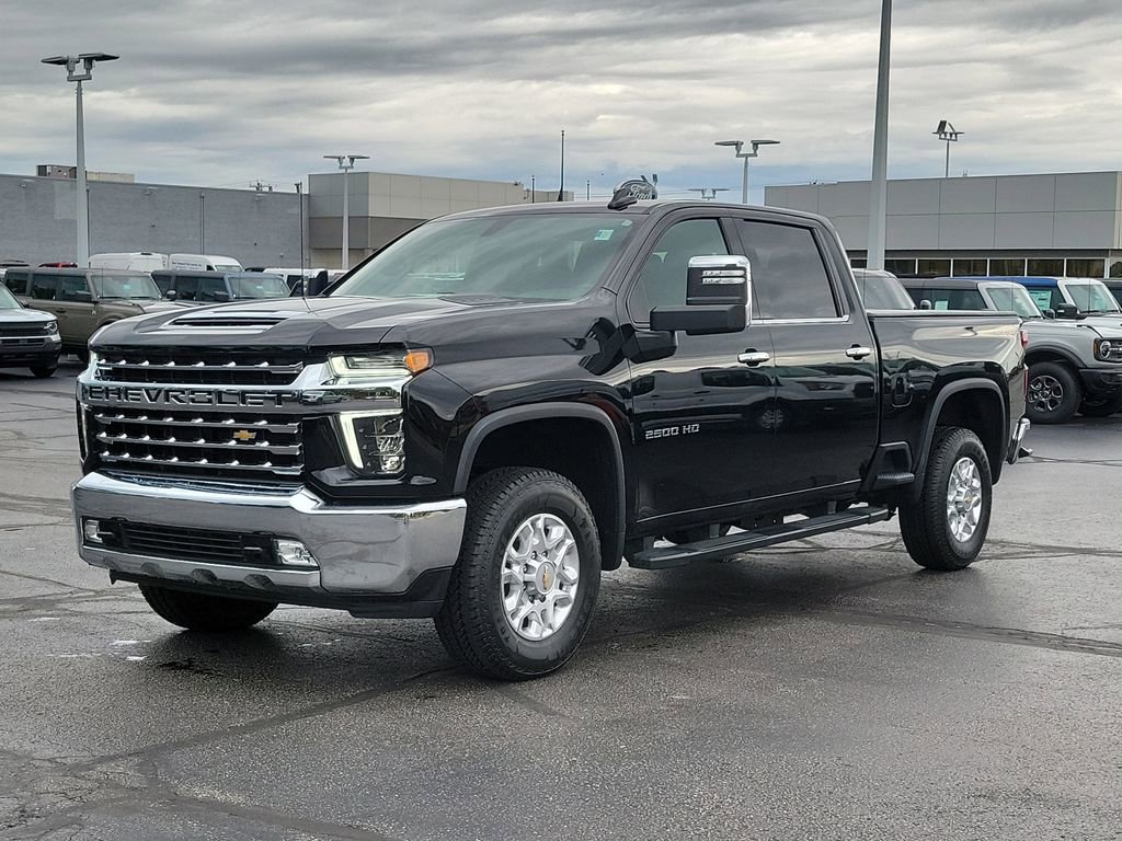Used 2022 Chevrolet Silverado 2500 LTZ w/ LTZ Convenience Package AWD/4WD image 3