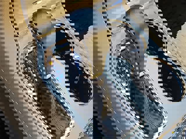 Used 2019 Jeep Grand Cherokee Laredo image 21