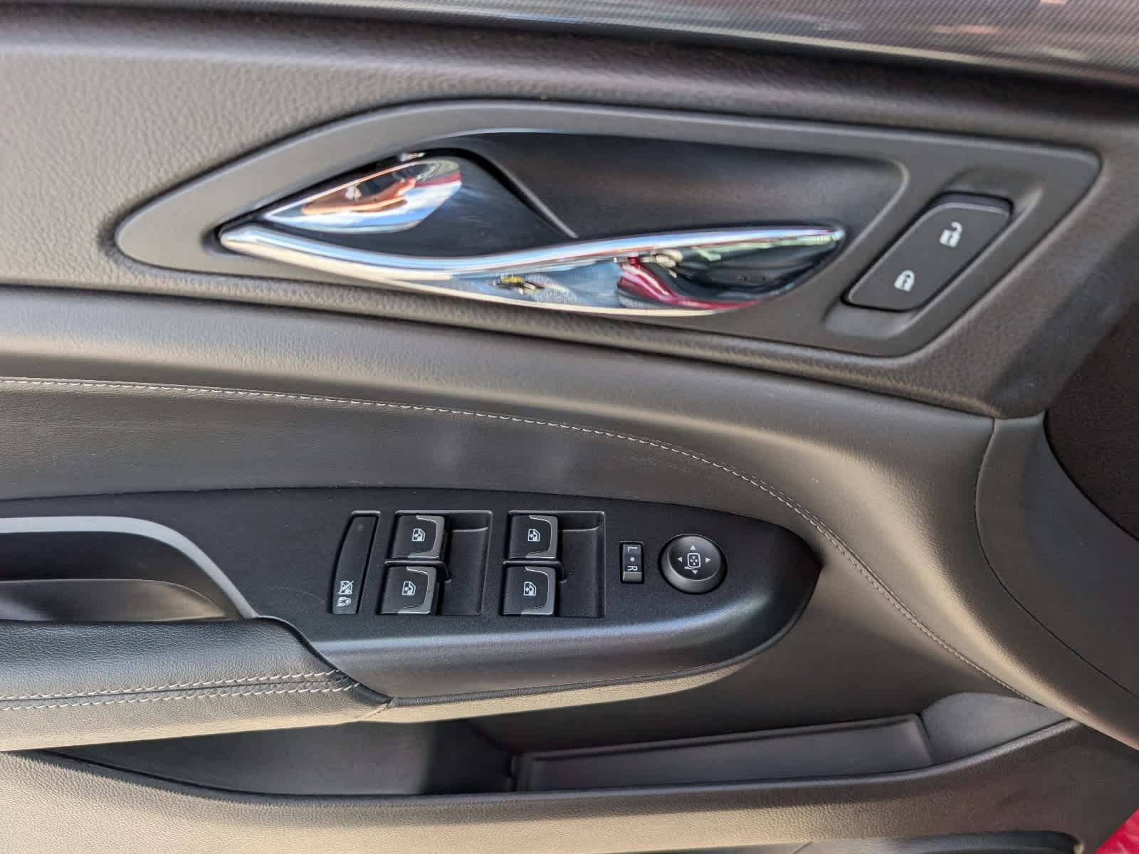 Used 2016 Cadillac SRX FWD image 16