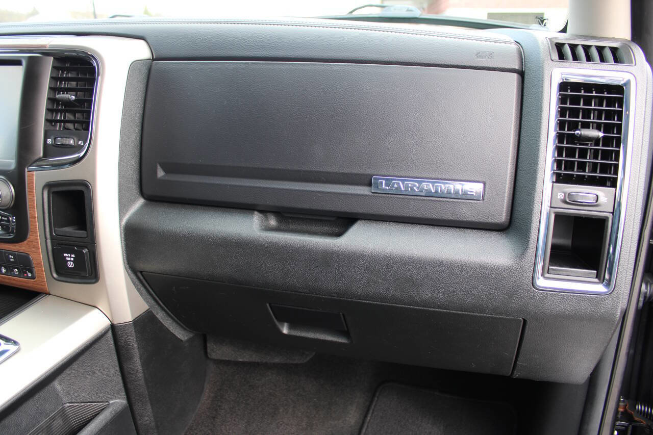 Used 2014 RAM 2500 Laramie w/ Convenience Group image 46