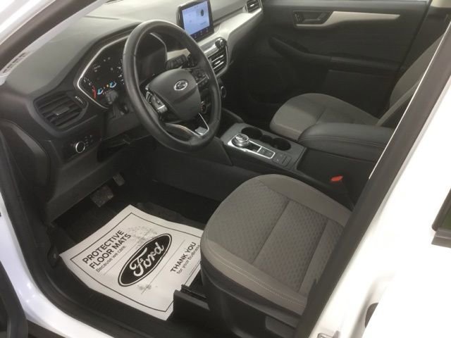 Used 2022 Ford Escape SE w/ Cold Weather Package image 11