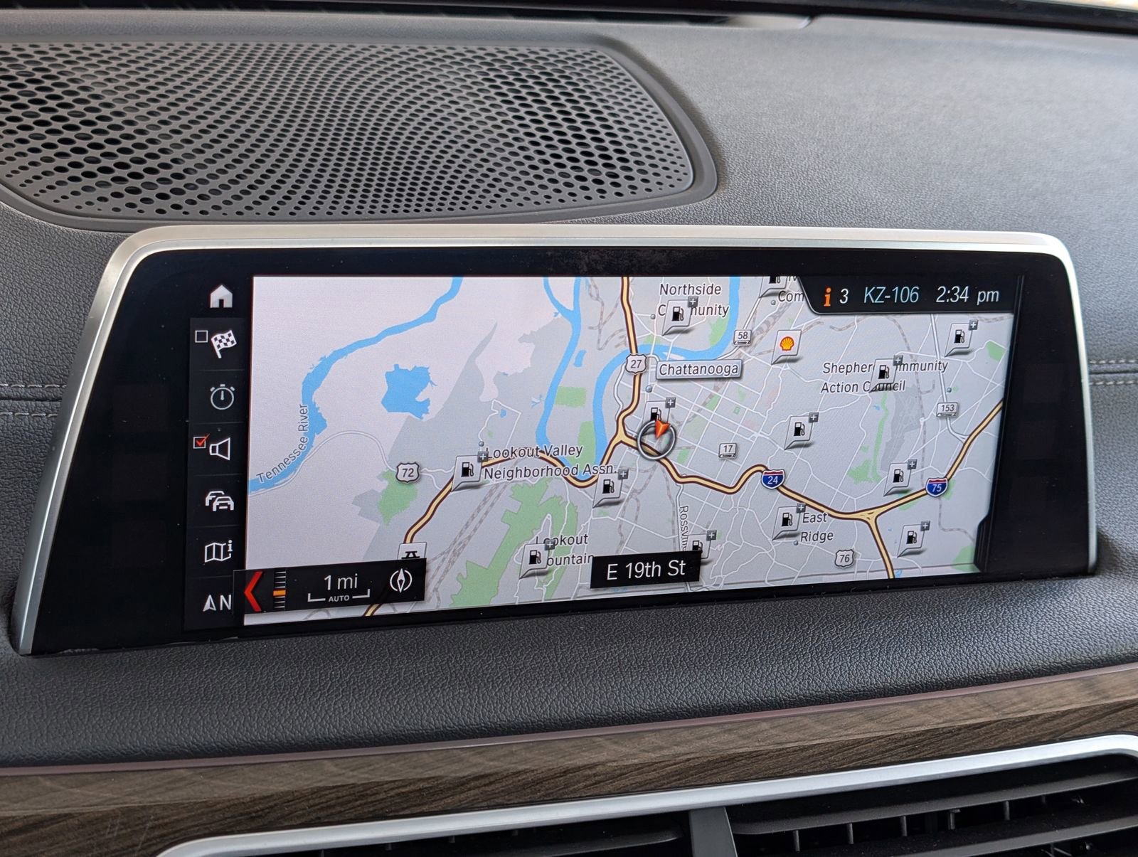 Used 2018 BMW 750i xDrive AWD/4WD image 6