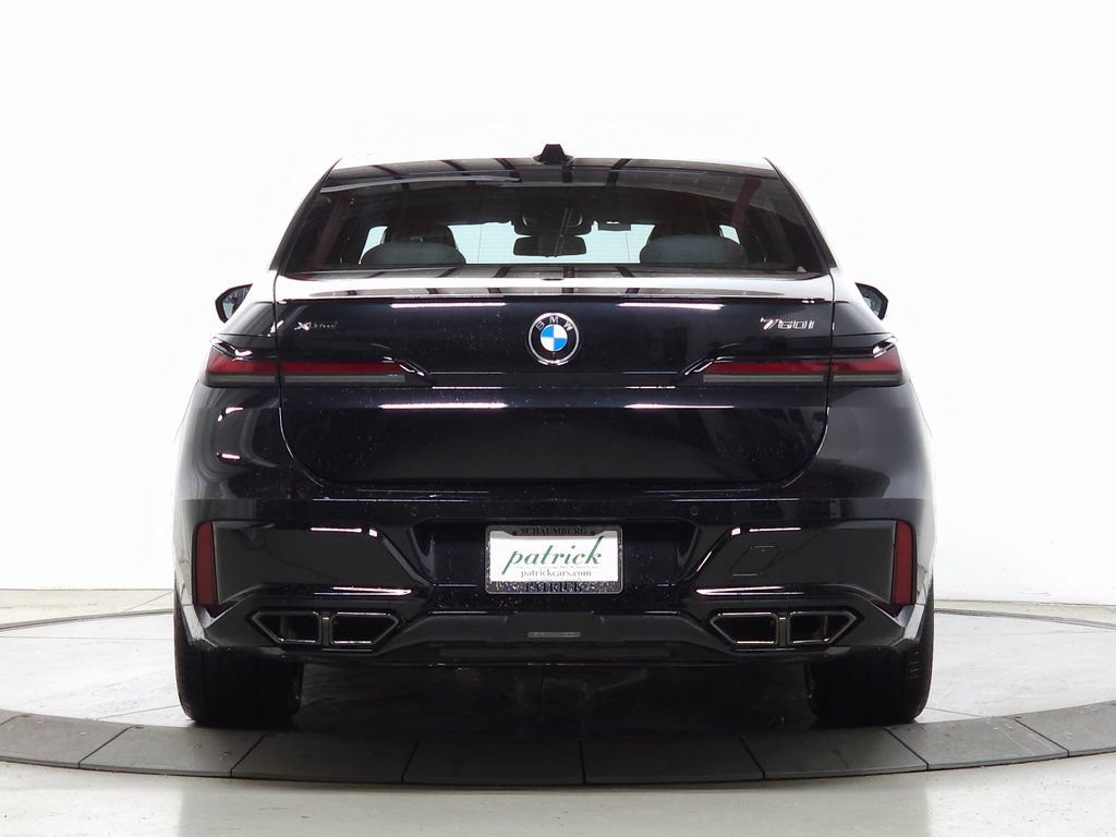 Used 2026 BMW 760i xDrive w/ Executive Package AWD/4WD image 6