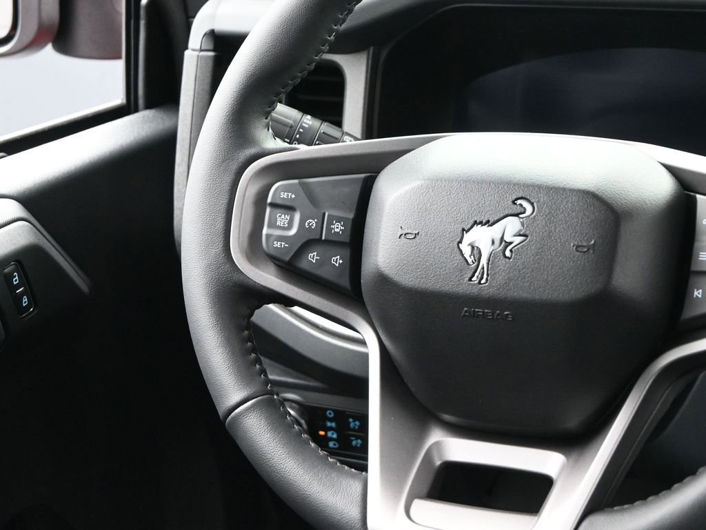 New 2025 Ford Bronco Big Bend w/ Black Diamond Package image 34