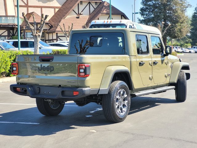 New 2026 Jeep Gladiator Sport AWD/4WD image 4