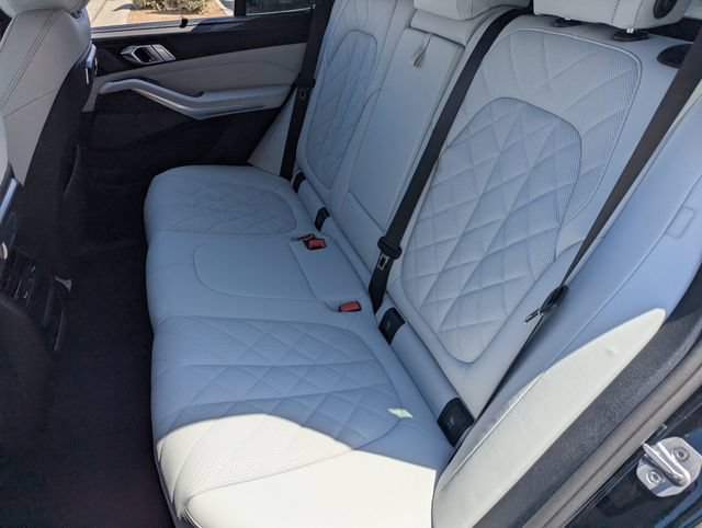 Used 2026 BMW X5 sDrive40i w/ Premium Package RWD image 17