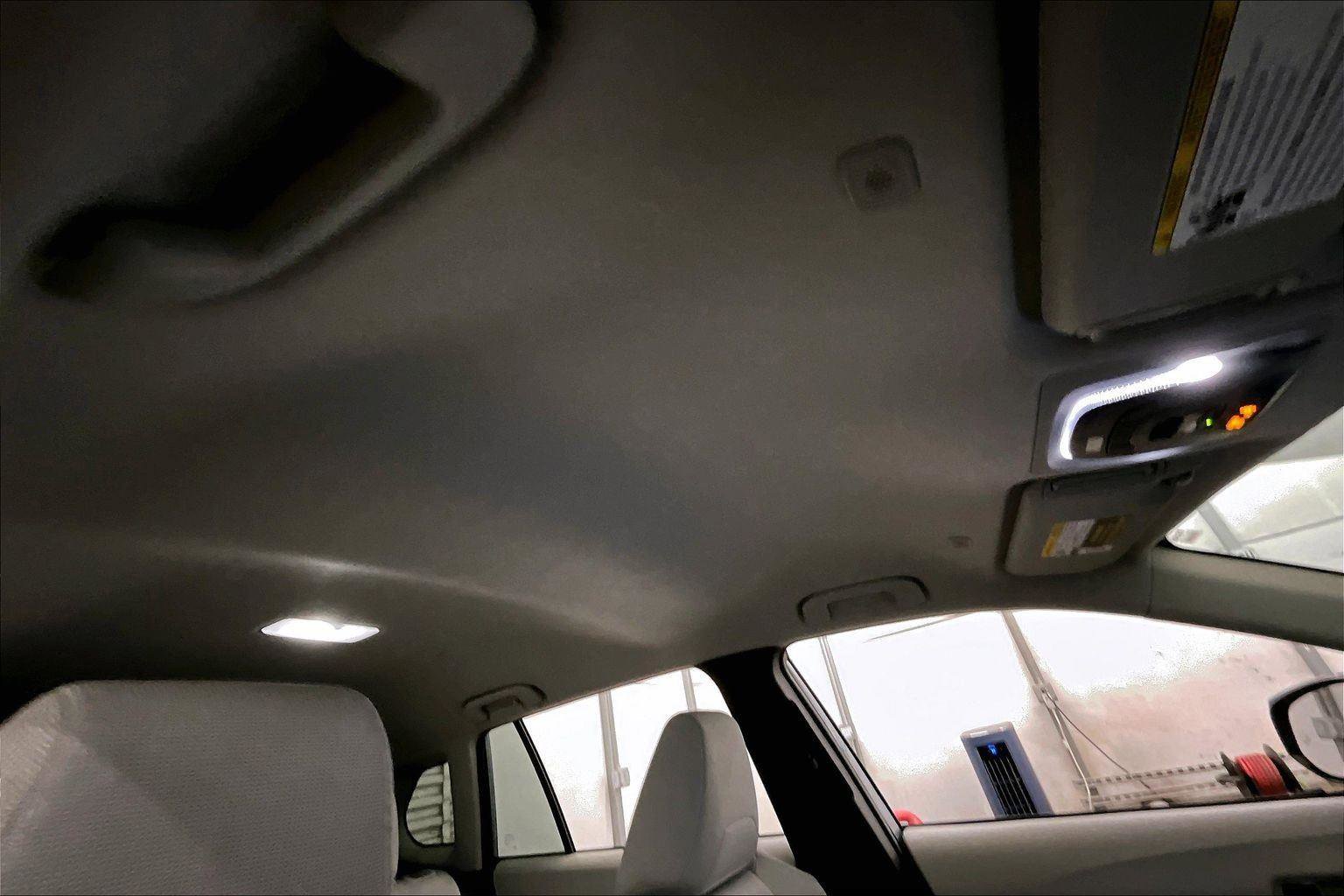 Used 2023 Toyota Corolla Cross LE image 21