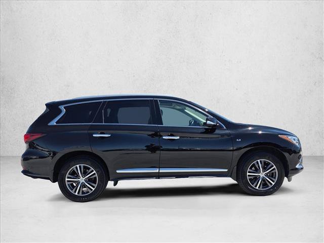Used 2019 INFINITI QX60 Luxe w/ Essential Package AWD/4WD image 4