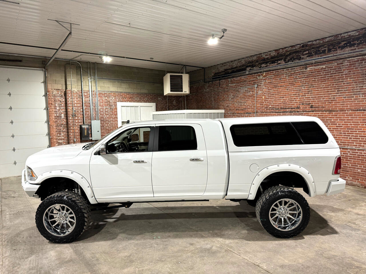 Used 2016 RAM 2500 Laramie w/ Convenience Group image 25