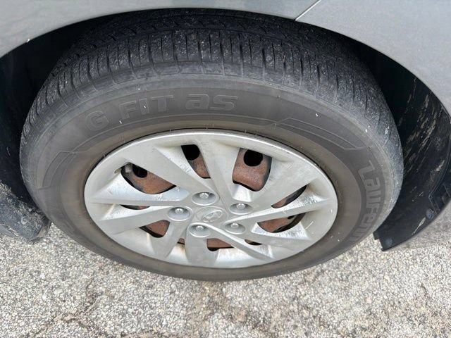 Used 2018 Hyundai Elantra SE FWD image 13