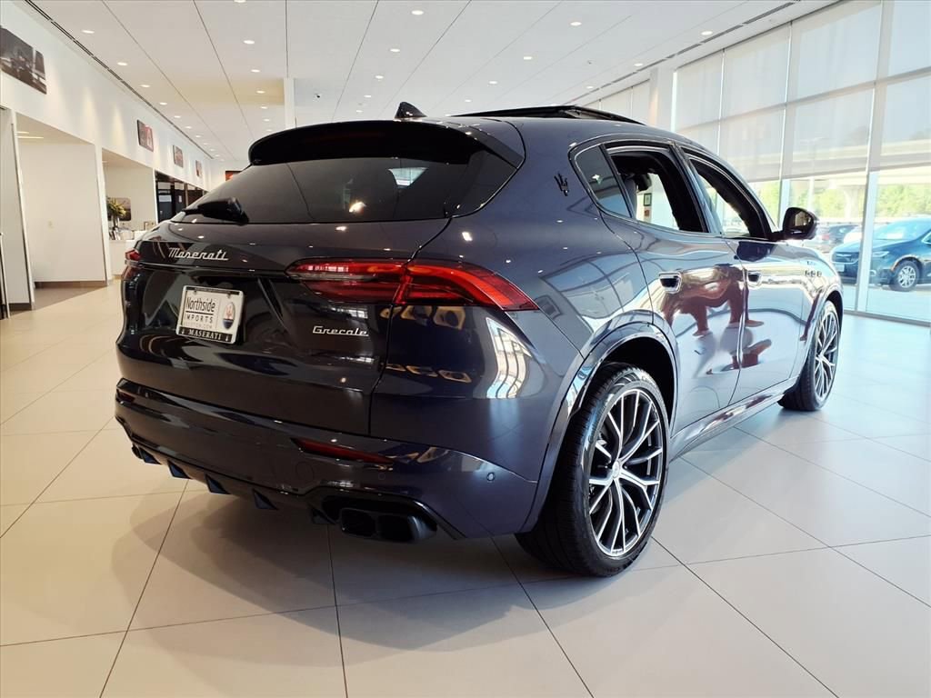 New 2026 Maserati Grecale Modena image 9