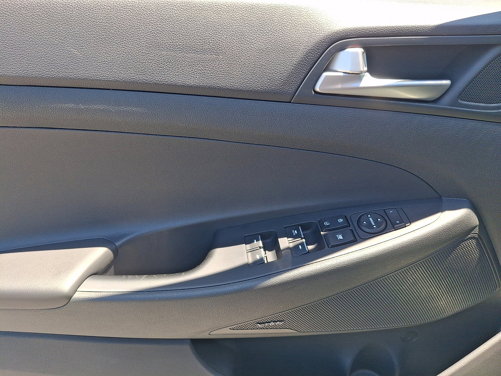 Used 2021 Hyundai Tucson Ultimate AWD/4WD image 12