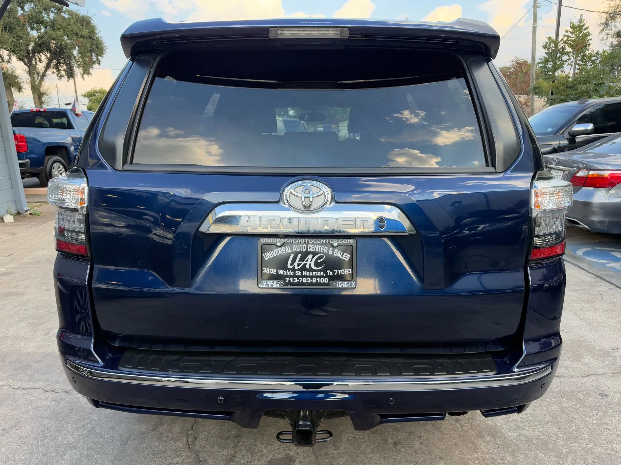 Used 2014 Toyota 4Runner Limited image 6