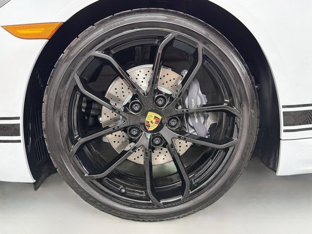 Used 2024 Porsche 718 Cayman w/ Premium Package RWD image 28