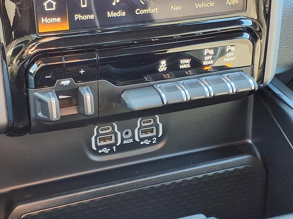 Used 2023 RAM 1500 Laramie image 22