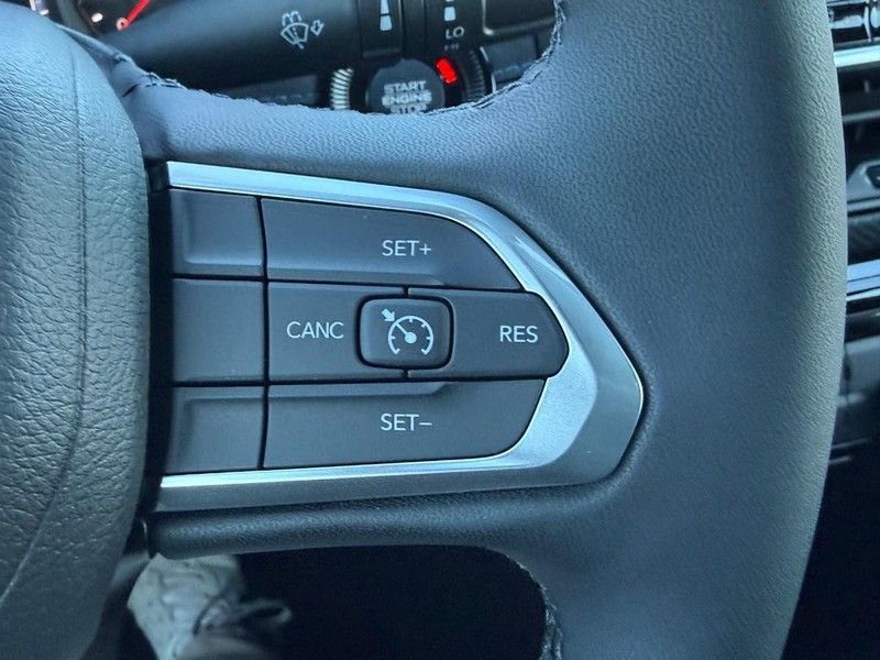 New 2026 Jeep Compass Latitude image 12