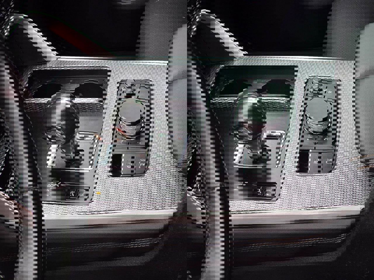 Used 2024 MAZDA CX-90 3.3 Turbo S w/ Premium Package image 19