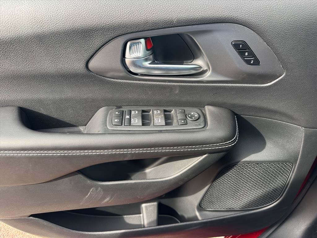 New 2026 Chrysler Pacifica Select w/ S Appearance Package AWD/4WD image 18