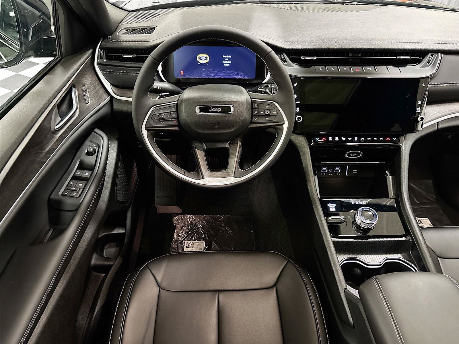 New 2026 Jeep Grand Cherokee L Limited AWD/4WD image 2