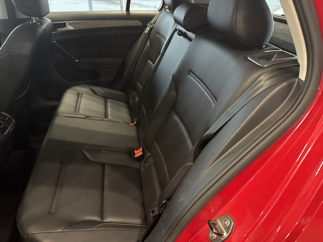 Used 2017 Volkswagen Golf Wolfsburg Edition FWD image 29