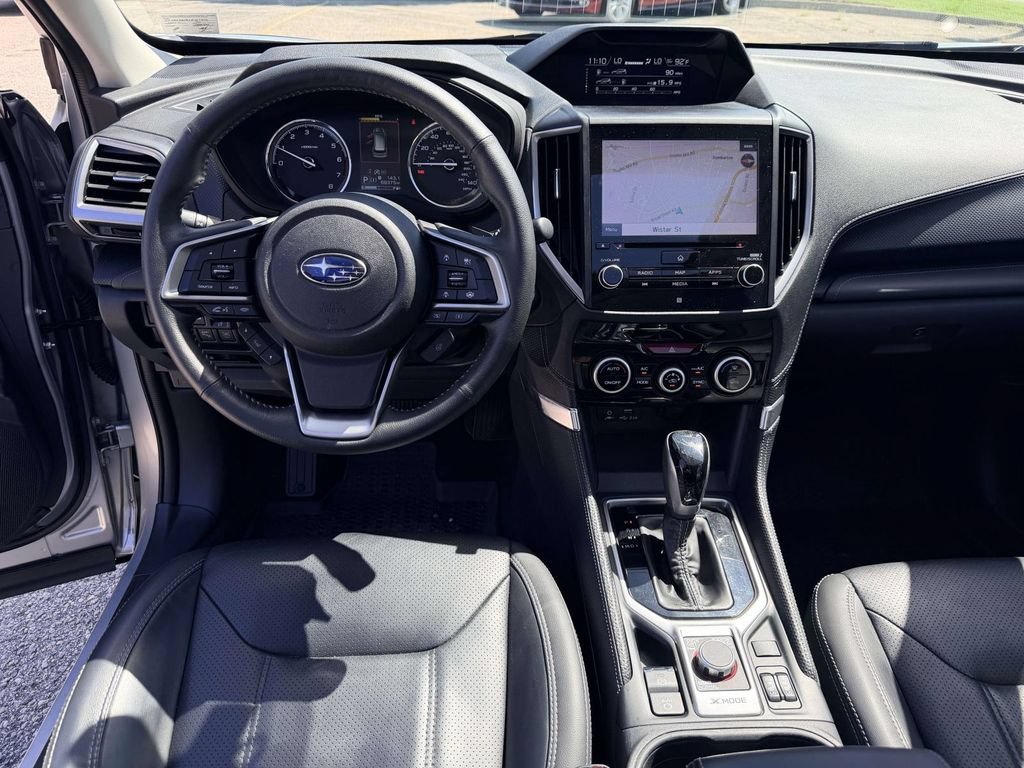 Used 2020 Subaru Forester Touring AWD/4WD image 2
