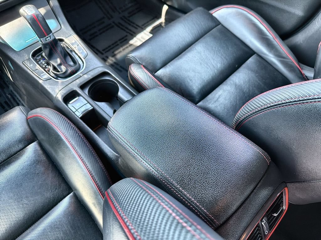 Used 2020 Hyundai Elantra GT N Line FWD image 21