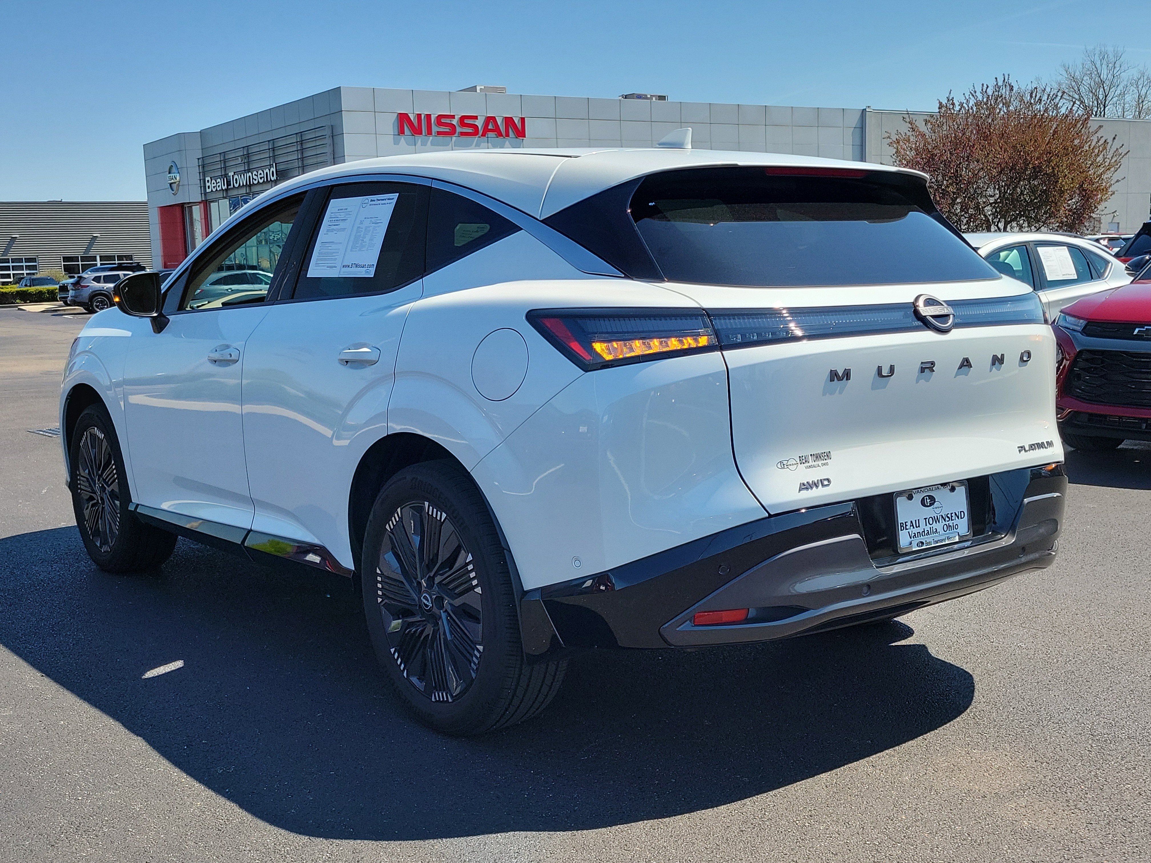 Certified 2025 Nissan Murano Platinum w/ Cargo Package image 3