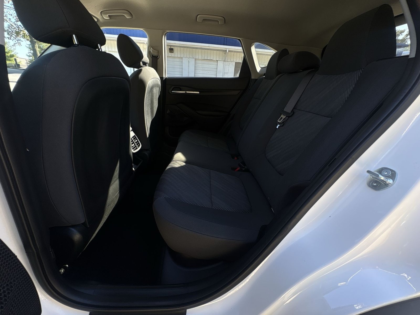 Used 2024 Kia Seltos LX AWD/4WD image 28