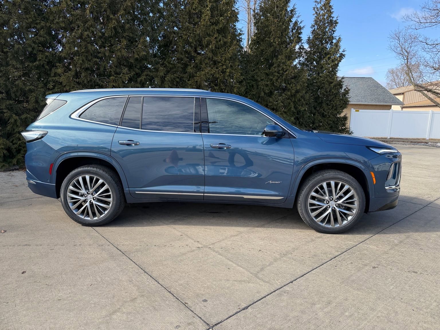 New 2026 Buick Enclave Avenir w/ Super Cruise Package image 34
