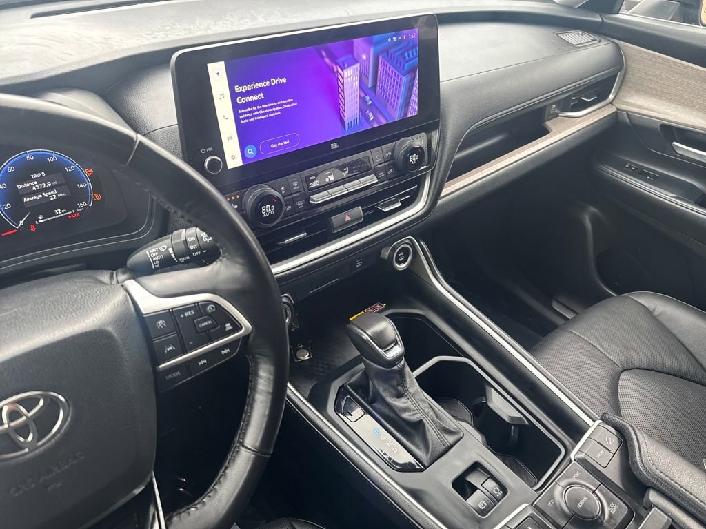 Used 2024 Toyota Grand Highlander Limited image 22