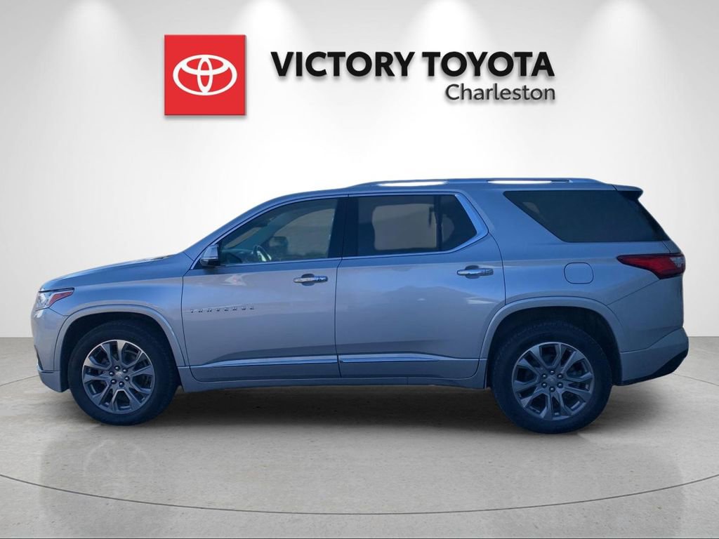 Used 2018 Chevrolet Traverse Premier w/ Driver Confidence II Package image 2