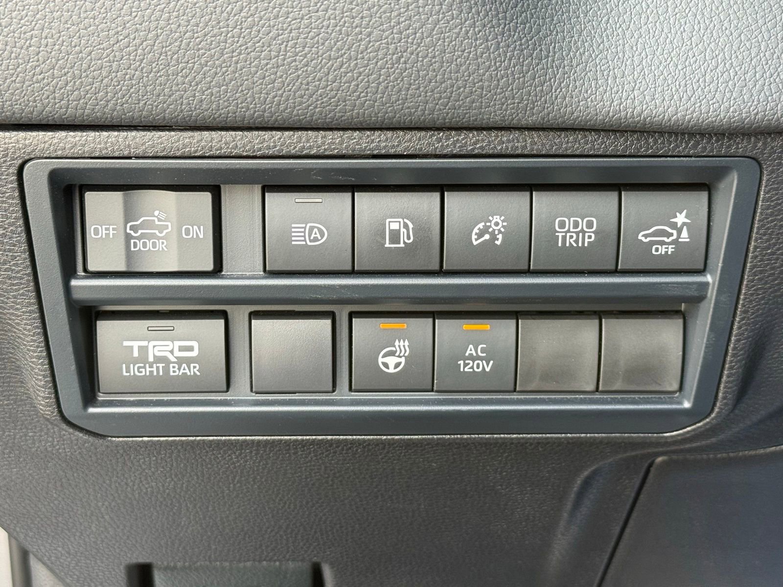 Used 2025 Toyota Tundra TRD Pro AWD/4WD image 38