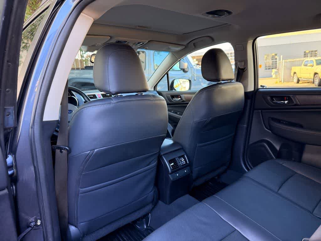 Used 2016 Subaru Outback 2.5i Limited AWD/4WD image 12