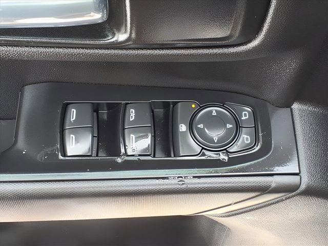 Used 2020 Chevrolet Silverado 1500 Custom w/ Custom Value Package image 19