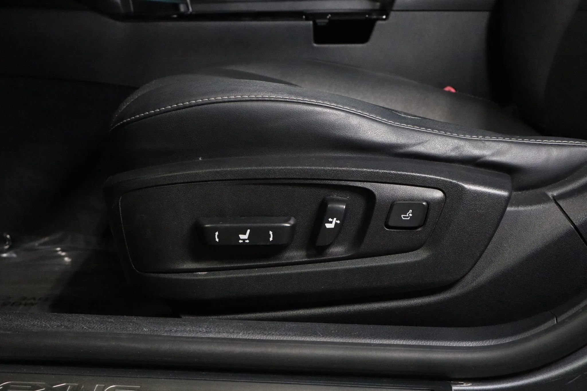 Used 2015 Lexus ES 350 ES 350 Sedan 4D image 11