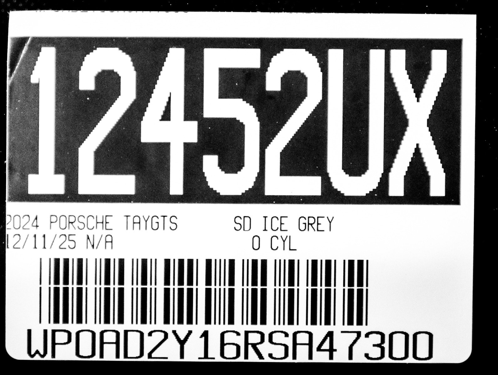 Used 2024 Porsche Taycan GTS image 31