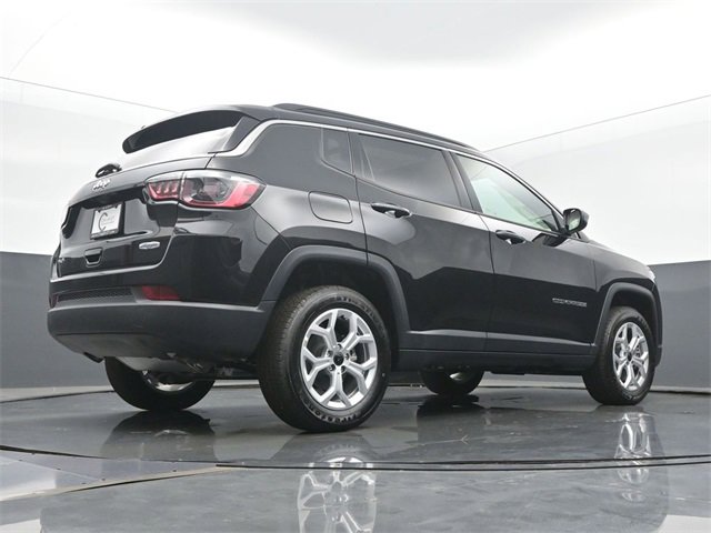 New 2025 Jeep Compass Latitude w/ Sun & Sound Group image 51