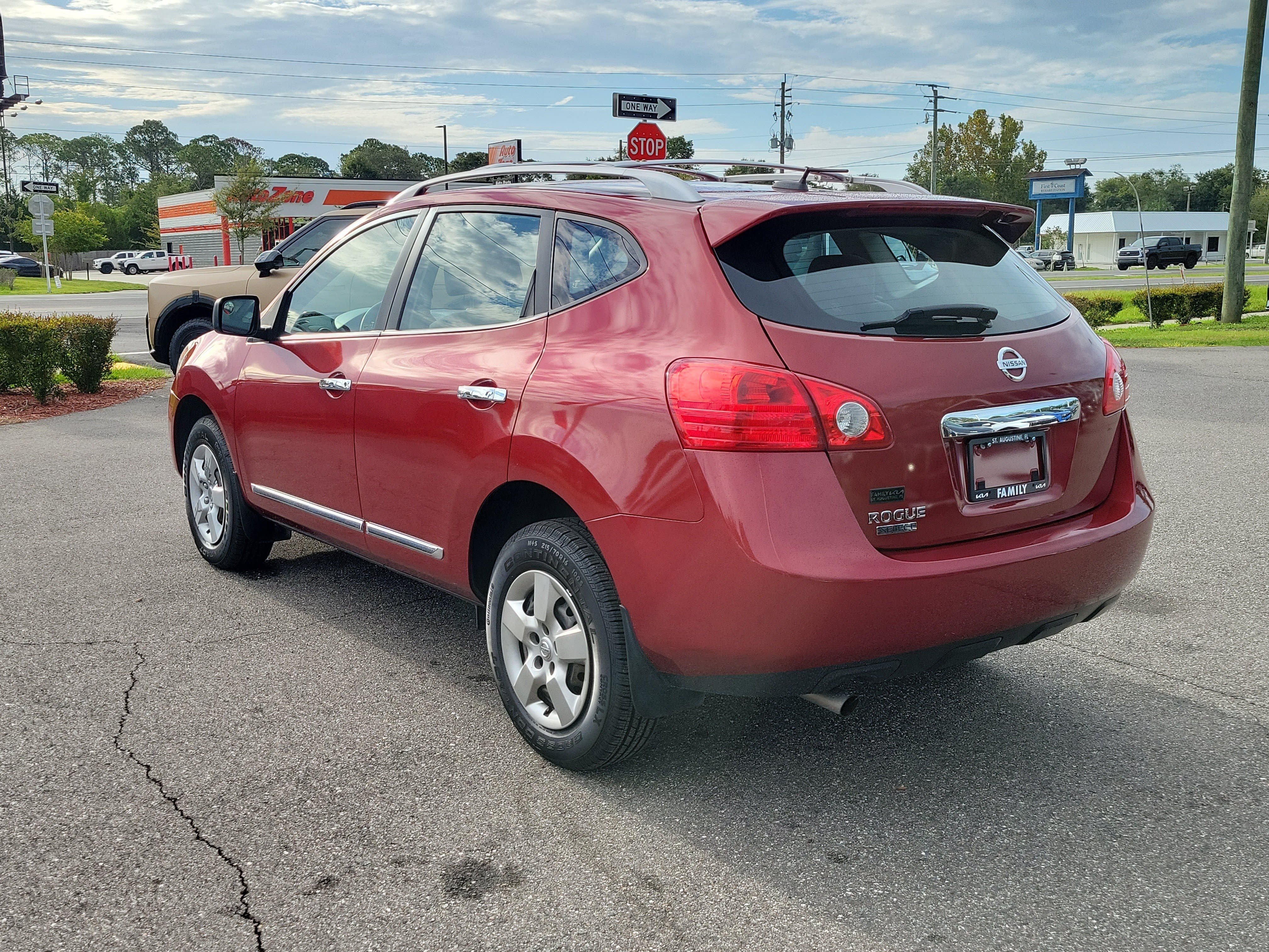 Used 2015 Nissan Rogue S w/ Convenience Package FWD image 4
