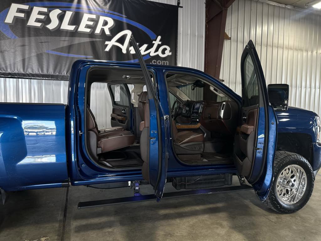 Used 2016 Chevrolet Silverado 2500 High Country w/ Duramax Plus Package image 51