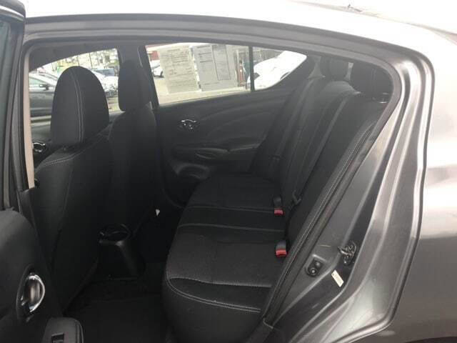 Used 2017 Nissan Versa SV image 13